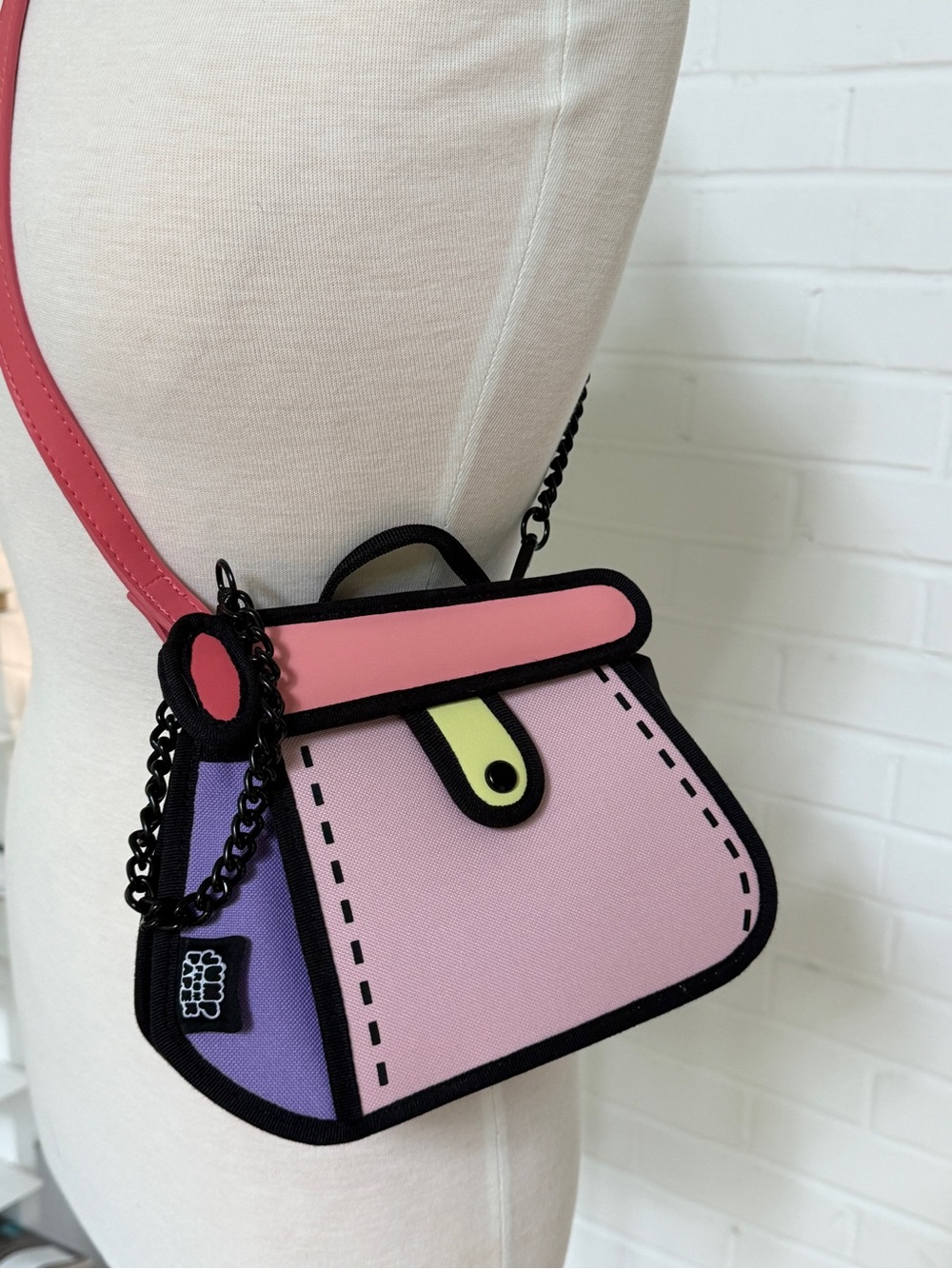 JumpFromPaper 2D Cartoon Illusion Pink Mini Shoulder Bag - Picture 2 of 4